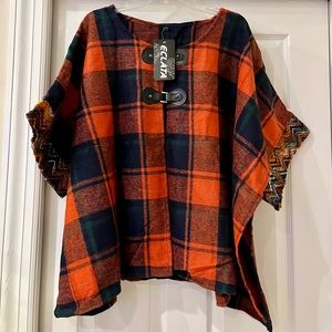 Buffalo Plaid Women’s Poncho